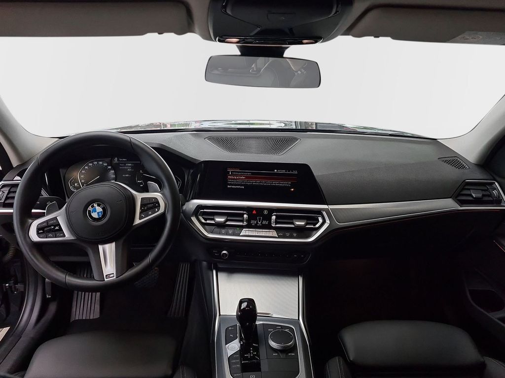 BMW 320 d Sport Line LED DAB RFK PDC uvm.