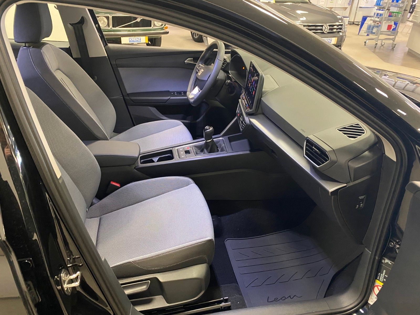 Fahrzeugabbildung SEAT Leon ST 1.5 TSI Style Sportstourer+2030 GARANTIE