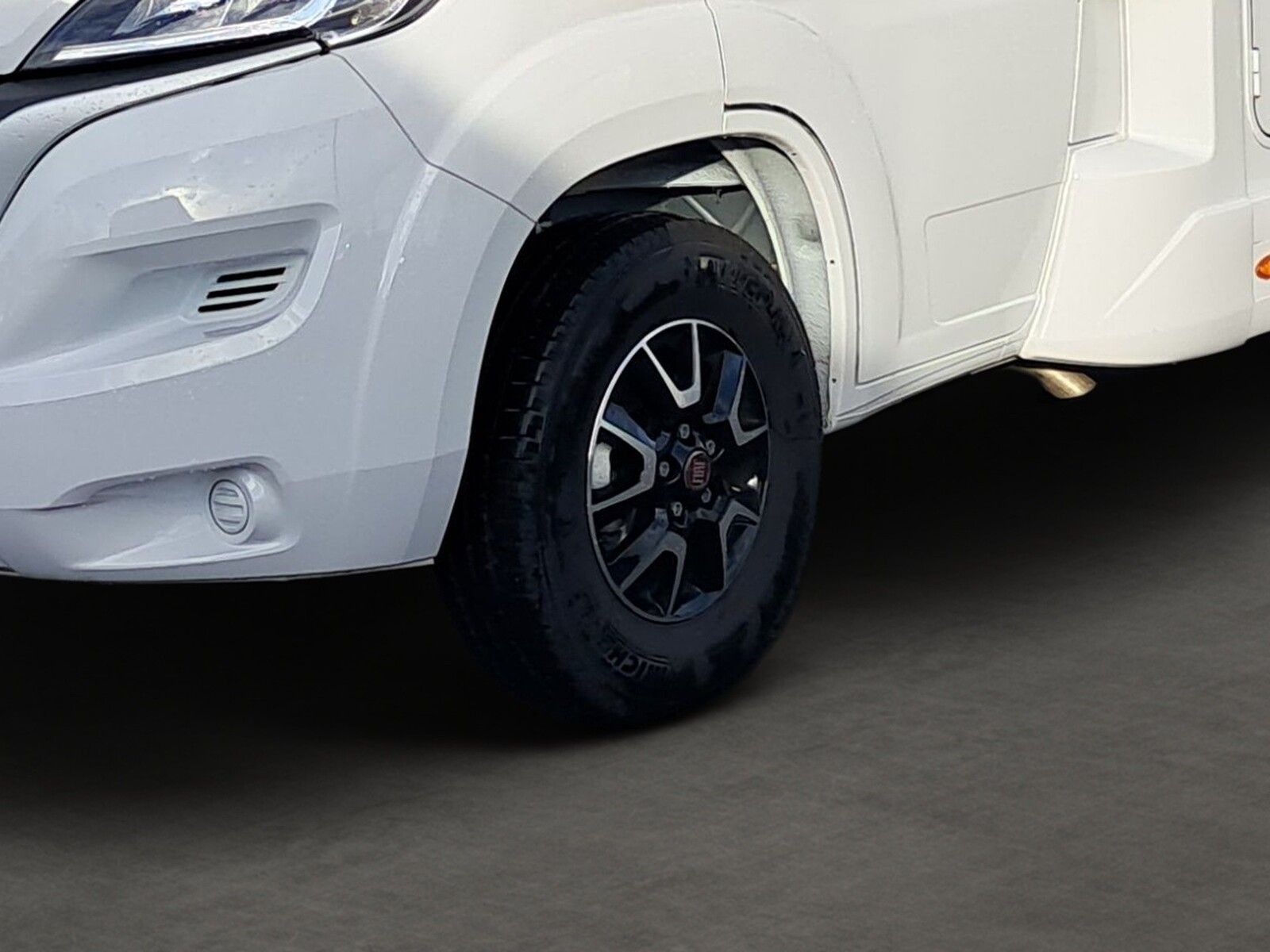 Fahrzeugabbildung Eura Mobil Activa One AO 630 LS Markise + Fahrradträger