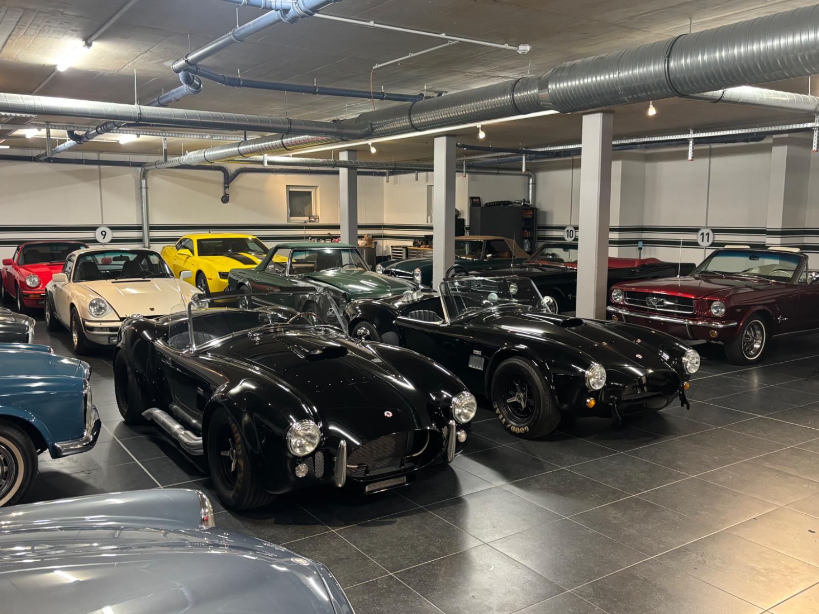 showroom-image-bottom