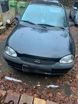 Opel Corsa B Automatik - Opel Corsa aus 1998: B