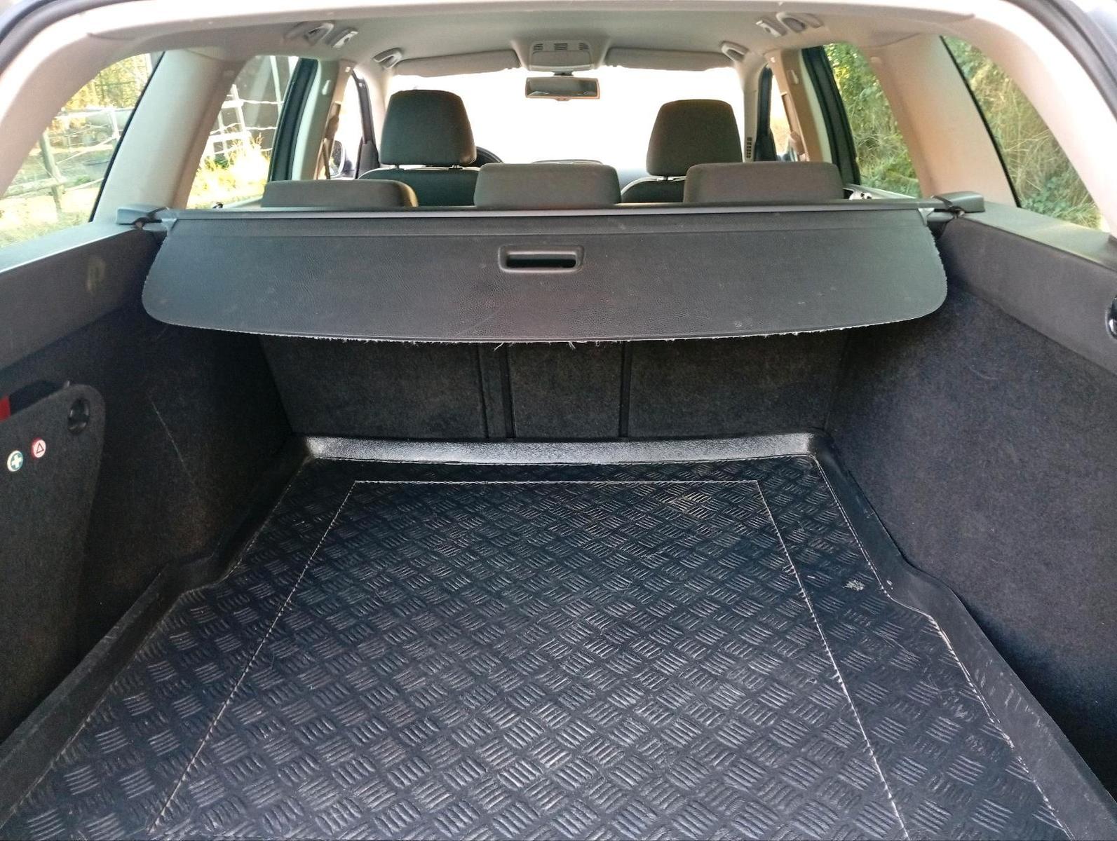 Volkswagen Golf 2010 — photo 6