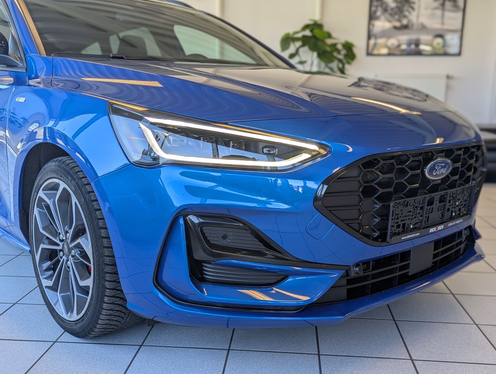 Fahrzeugabbildung Ford Focus 1.0 ST-Line X EB Matrix B&amp;O ACC Kamera 18"