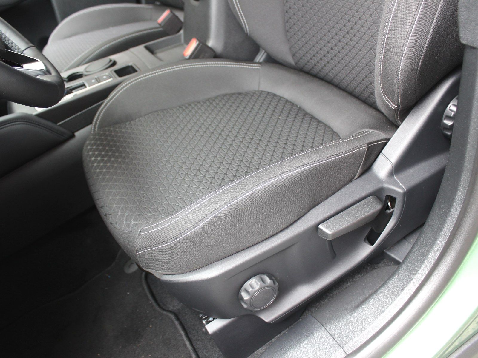 Fahrzeugabbildung Ford Kuga Plug-In Hybrid Titanium