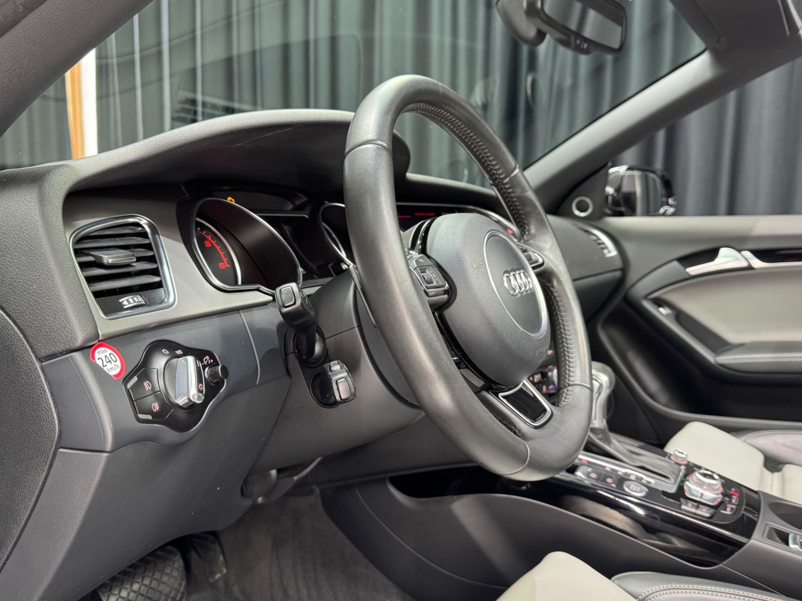 Fahrzeugabbildung Audi A5 Cabriolet 3.0 TDI quattro|3xS-LINE|S-TRONIC|