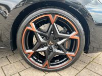 CUPRA Leon ST VZ 2.0 TSI  DSG 4D PANO AHK MATRIX 5JGAR bei Autohaus Landmann & Maier OHG