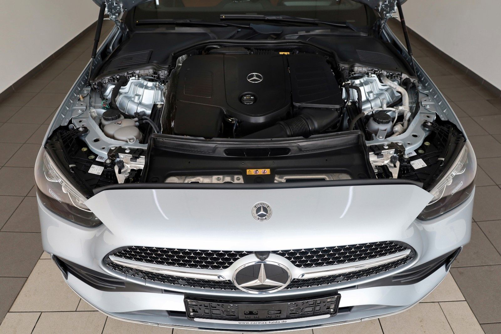 Fahrzeugabbildung Mercedes-Benz C 300e T AMG Line Leder,Navi,LED,AppleCarpl.,AHK