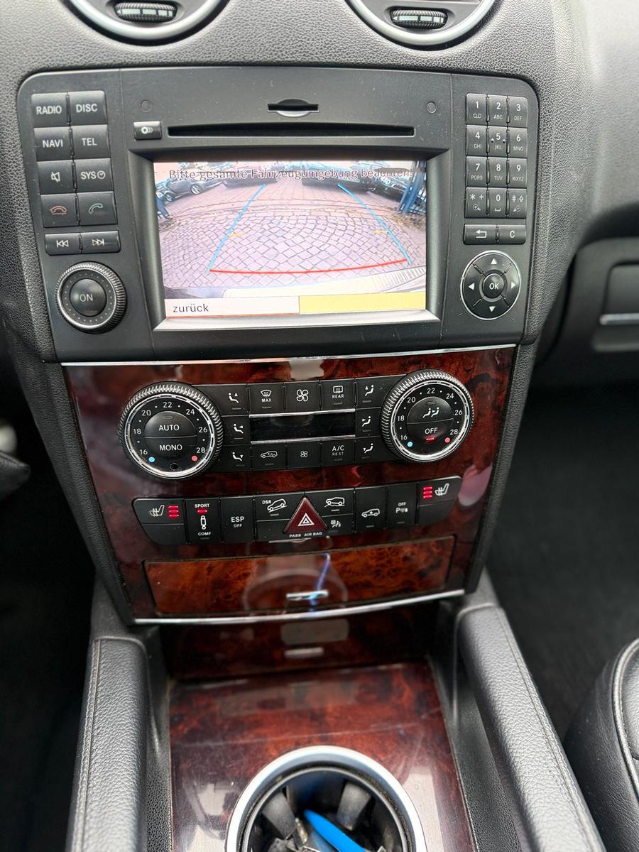 Mercedes-Benz ML 320