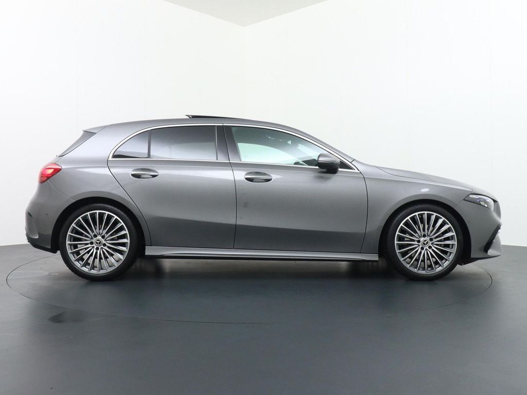 Mercedes-Benz A 180 Star Edition AMG Line | Panorama - Schiebe