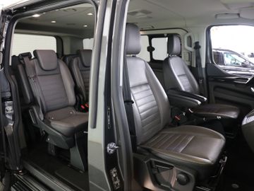 Ford Tourneo Custom 320 XENON KAMERA 8SITZ AHK STANDH