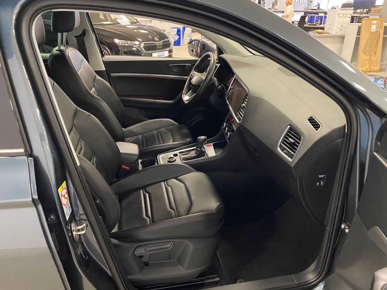 Fahrzeugabbildung SEAT Ateca 1.5 TSI 110kW FR DSG+AHK+ACC+VOLLLEDER+LED
