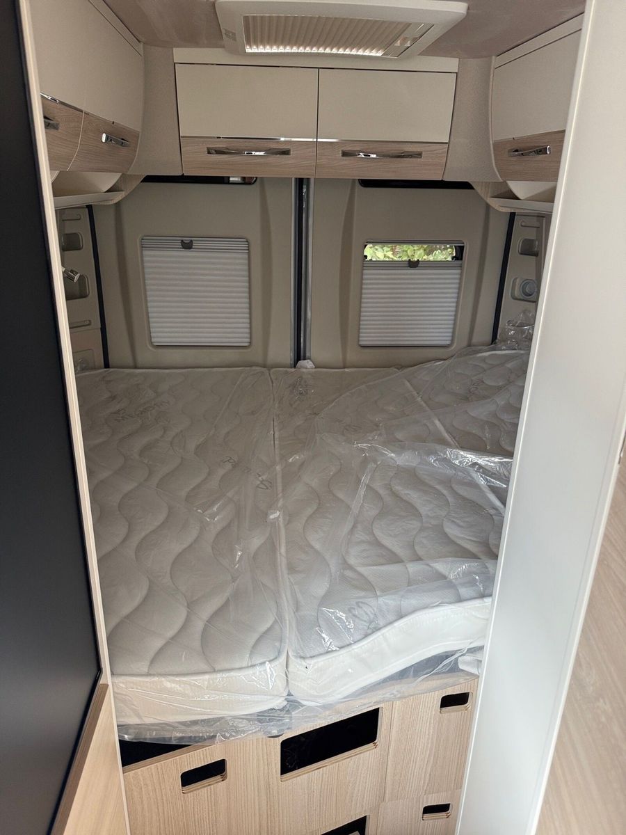 Fahrzeugabbildung Eura Mobil Van V 595 HB Automatik, 180 PS, Fahrassistenzp.