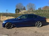 BMW M550d xDrive A -Heck-Facelift, Voll - BMW M550 mit Diesel-Antrieb: Limousine