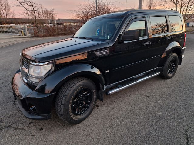 Dodge Nitro SXT 2.8 CRD 4WD Autom.