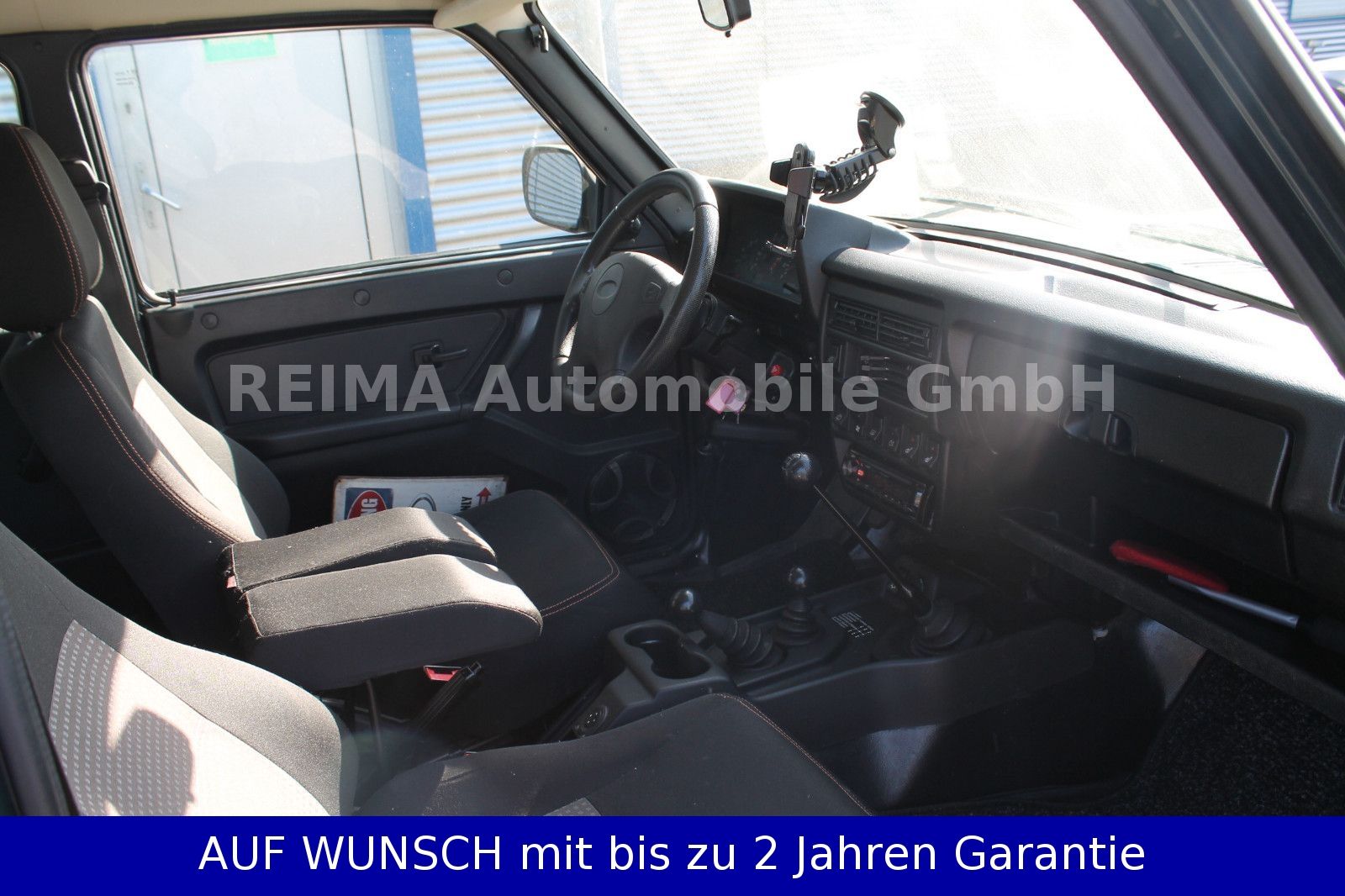 Fahrzeugabbildung Lada Taiga 5-trg. Urban 4x4, Anhängerkupplung