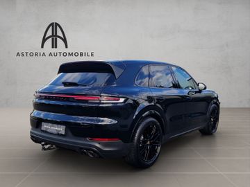 Porsche Cayenne - 8