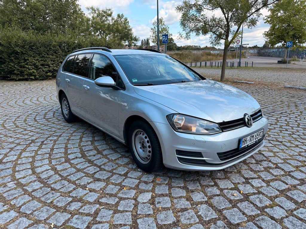 Image of Volkswagen Golf