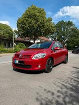 Toyota Auris 1,33 Benzin - Toyota Auris in Bielefeld