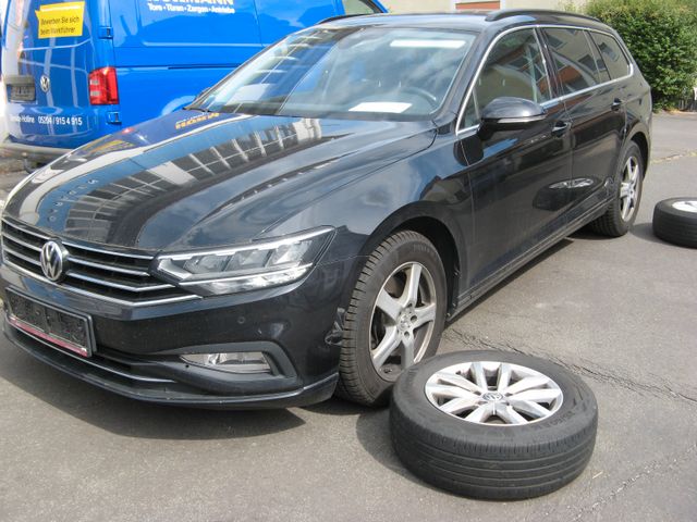 VW Passat Business  CL Zahnriemen erneuert, digital