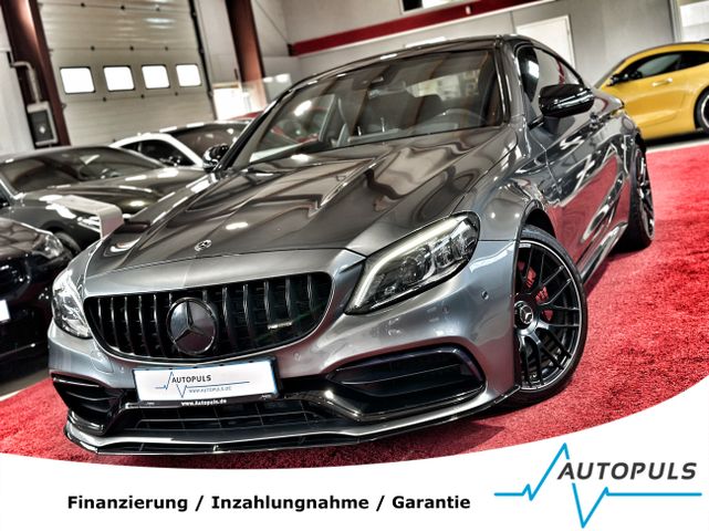 Mercedes-Benz C 63 AMG *DISTRONIC*HEAD-UP*NIGHT*BURMESTER*LED