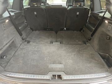 Volvo XC90 - 7