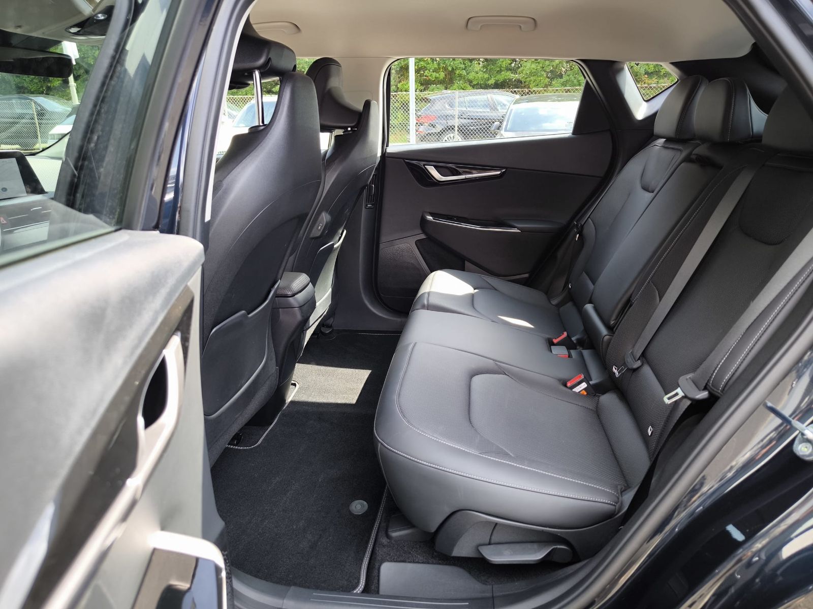 Fahrzeugabbildung Kia EV6 2WD NAVI+LED+SHZ+KAMERA+DAB+ACC+19"