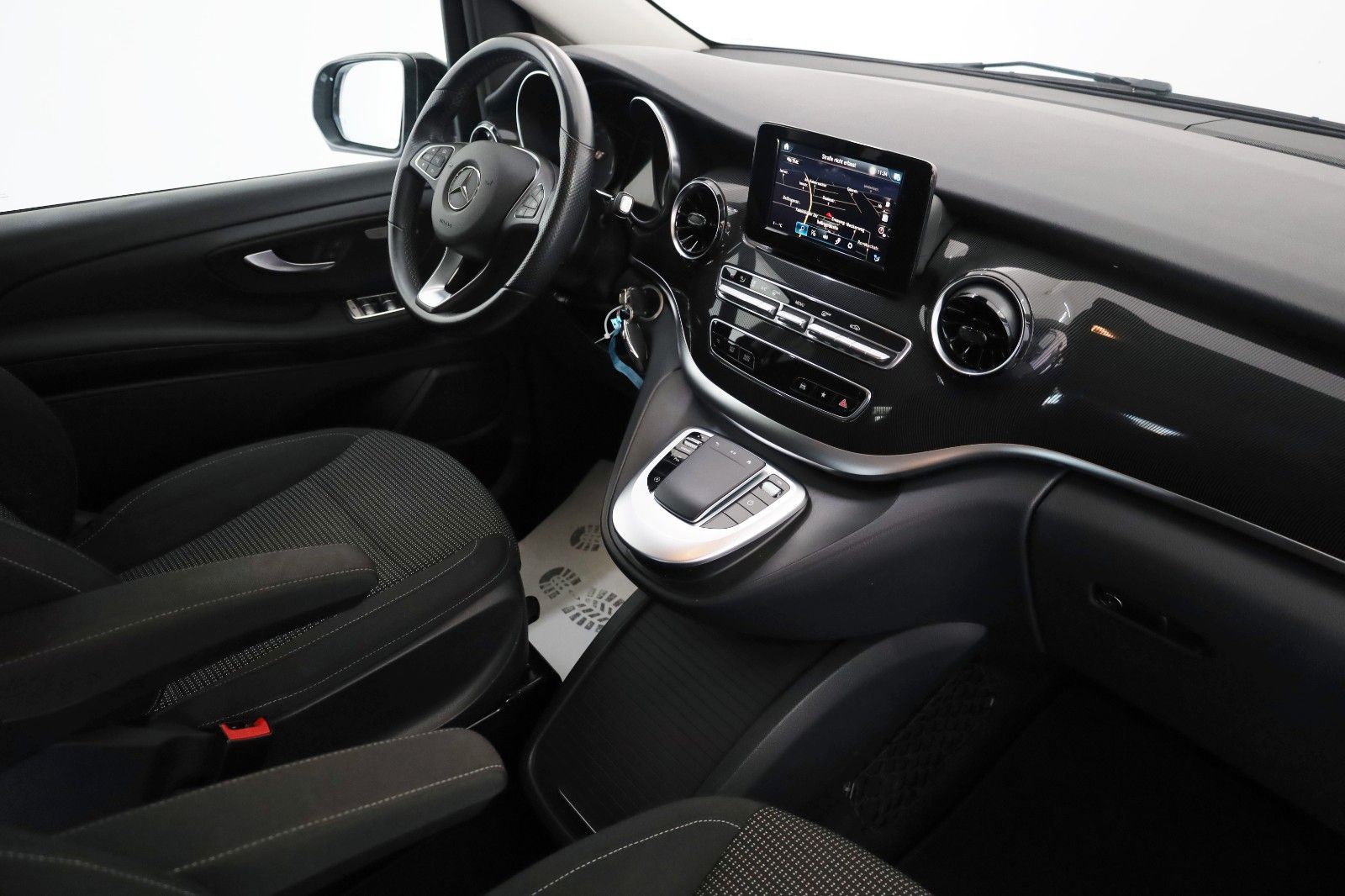 Fahrzeugabbildung Mercedes-Benz V 250d EDITION LANG,7Sitz,Navi,Kamera,ACC,AHK+WR