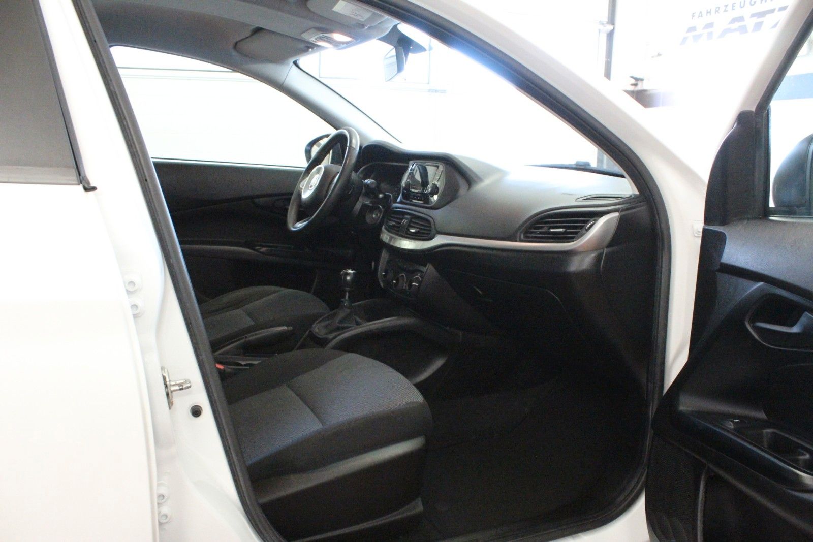 Fahrzeugabbildung Fiat Tipo 1.4   16V Street*5 Türer