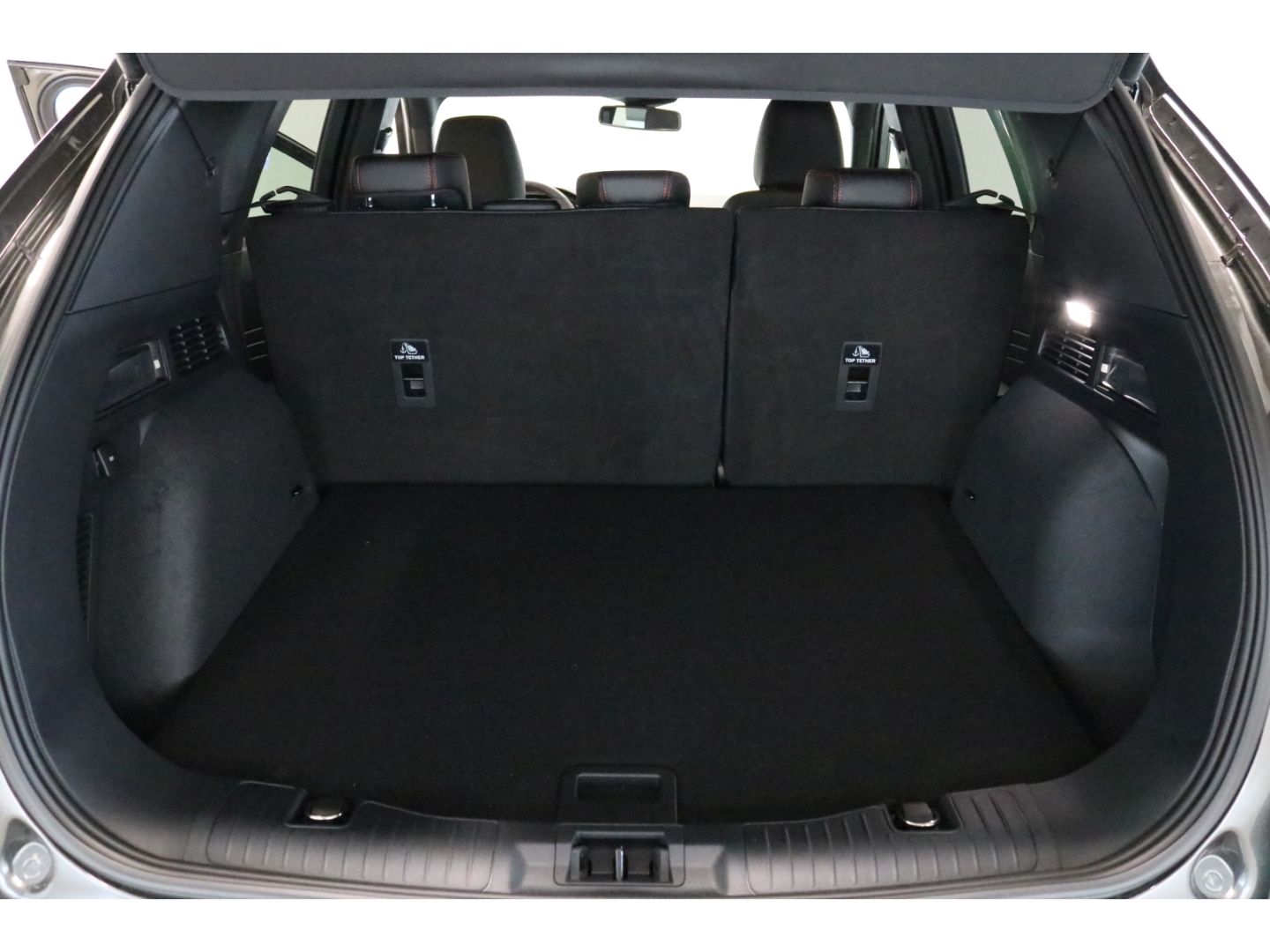 Fahrzeugabbildung Ford Kuga Plug-In Hybrid ST-Line X 2.5 Kamera LED