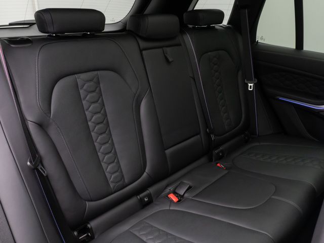 Foto Nummer 28: BMW X5 M