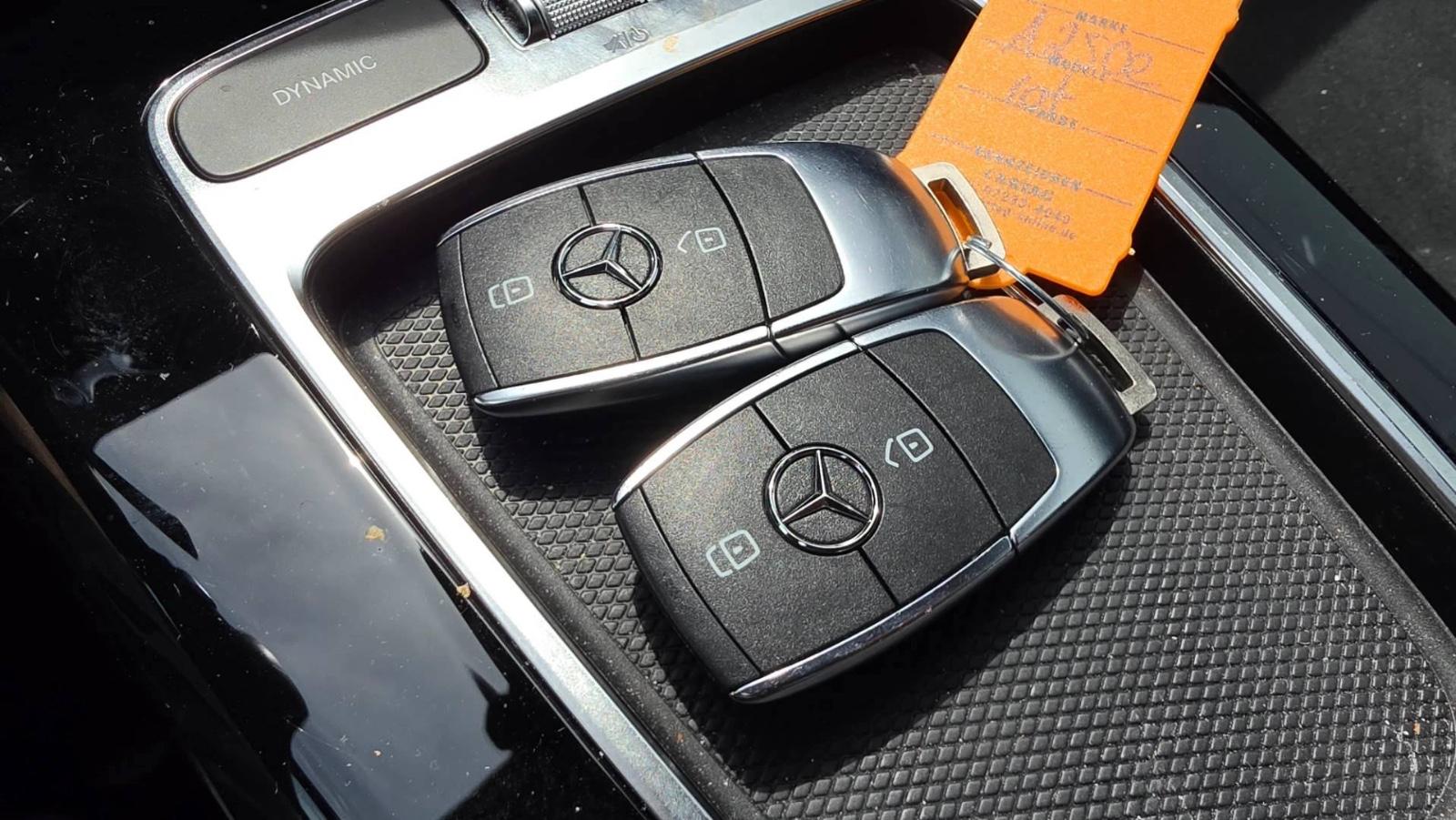 Mercedes-Benz A 250 e AMG DCT WIDESCREEN LED KAMERA AMBIENTEBE
