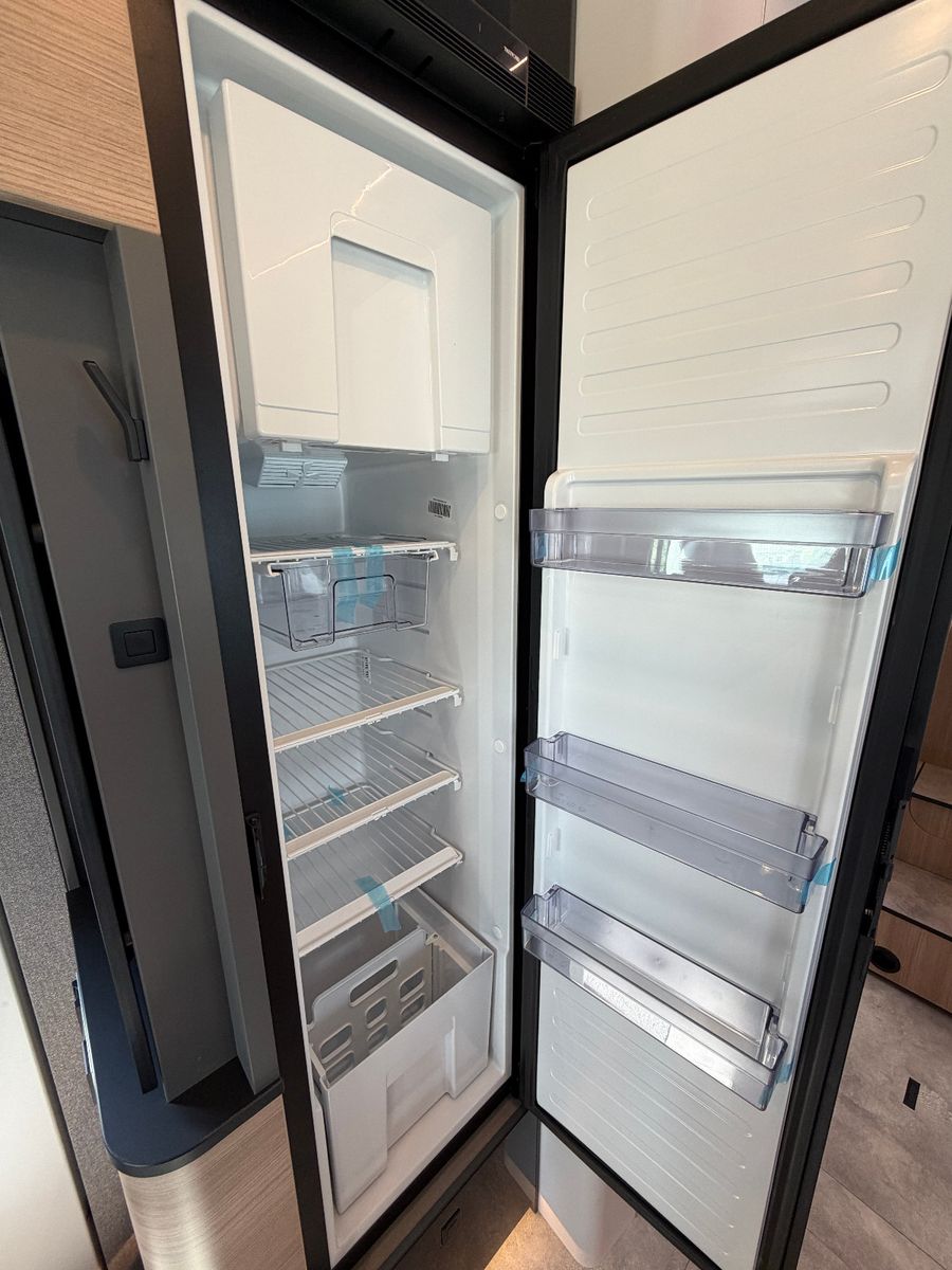 Fahrzeugabbildung HYMER / ERIBA / HYMERCAR B-Klasse MC-T 680 - 12.506€ Sparen!!!