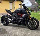 Ducati Diavel 1260S aus 1. Hand