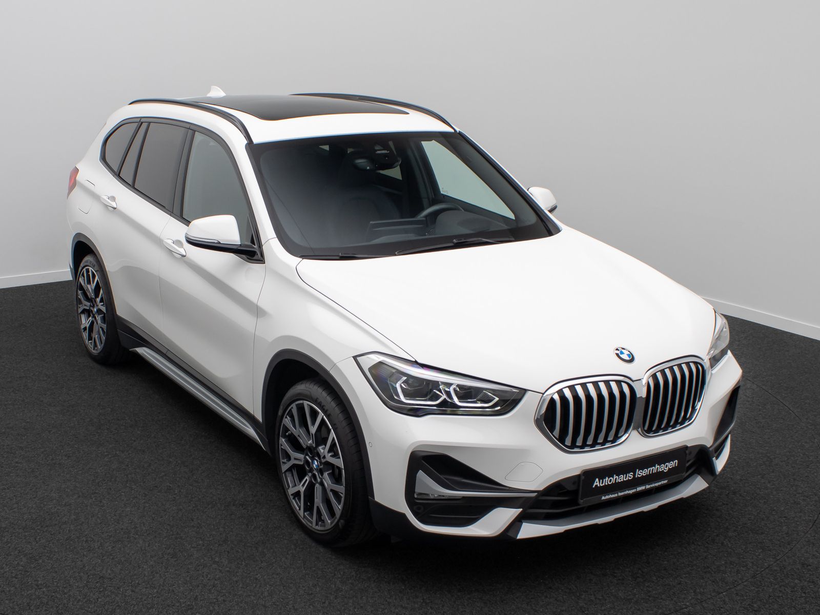 BMW X1 xD25e xLine Panorama Kamera HUD DAB H/K 19" imagem 3