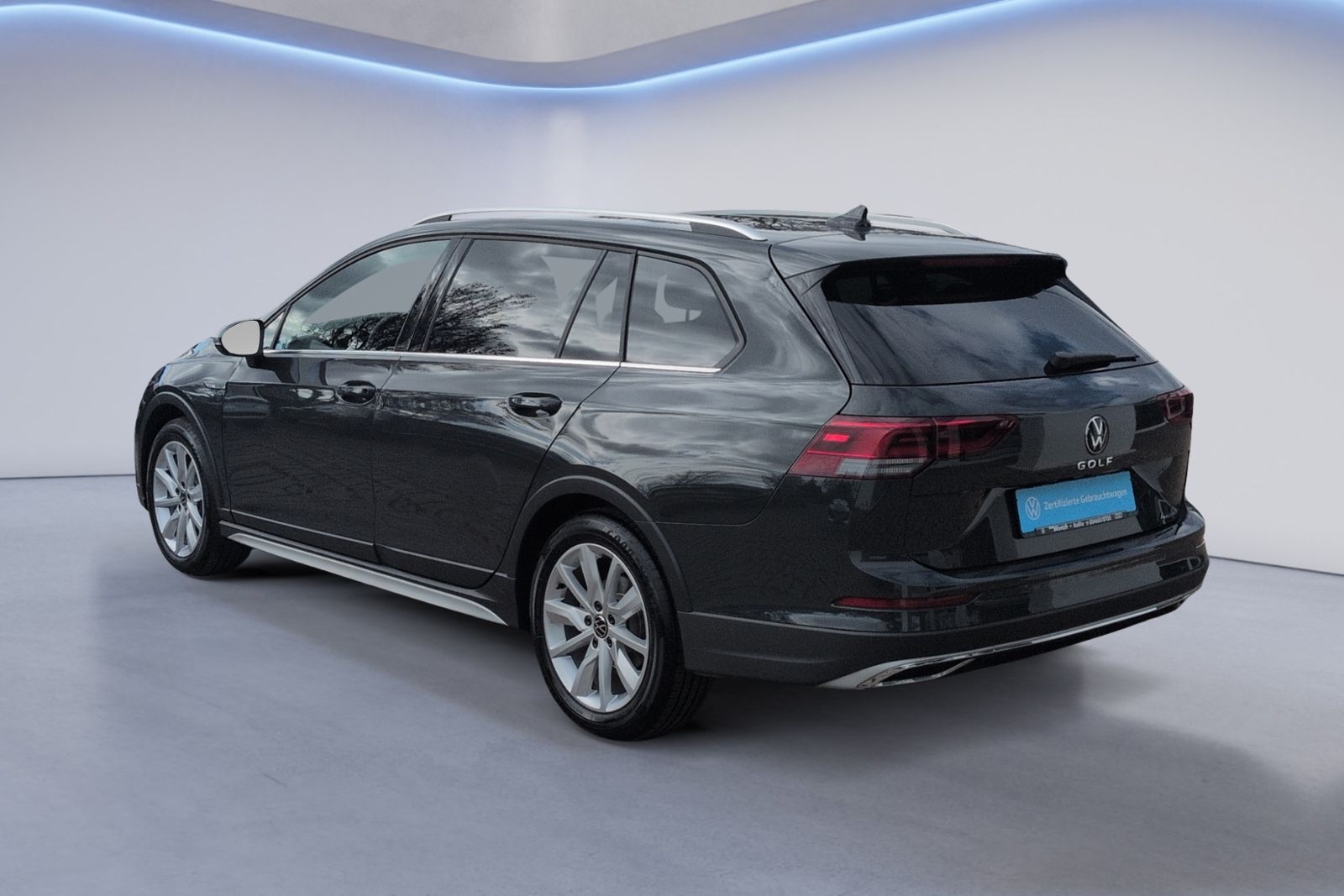 Golf VIII Alltrack 2.0 TDI DSG KAMERA+AHK+NAVI+