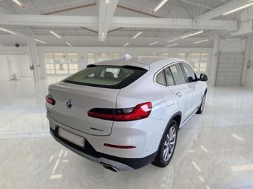 BMW X4 - 4
