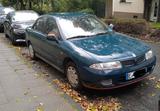 Mitsubishi Carisma Automatik. - Mitsubishi Carisma mit Benzin-Antrieb: Limousine, Automatik