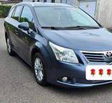 Toyota avensis - Toyota Avensis in Lübeck
