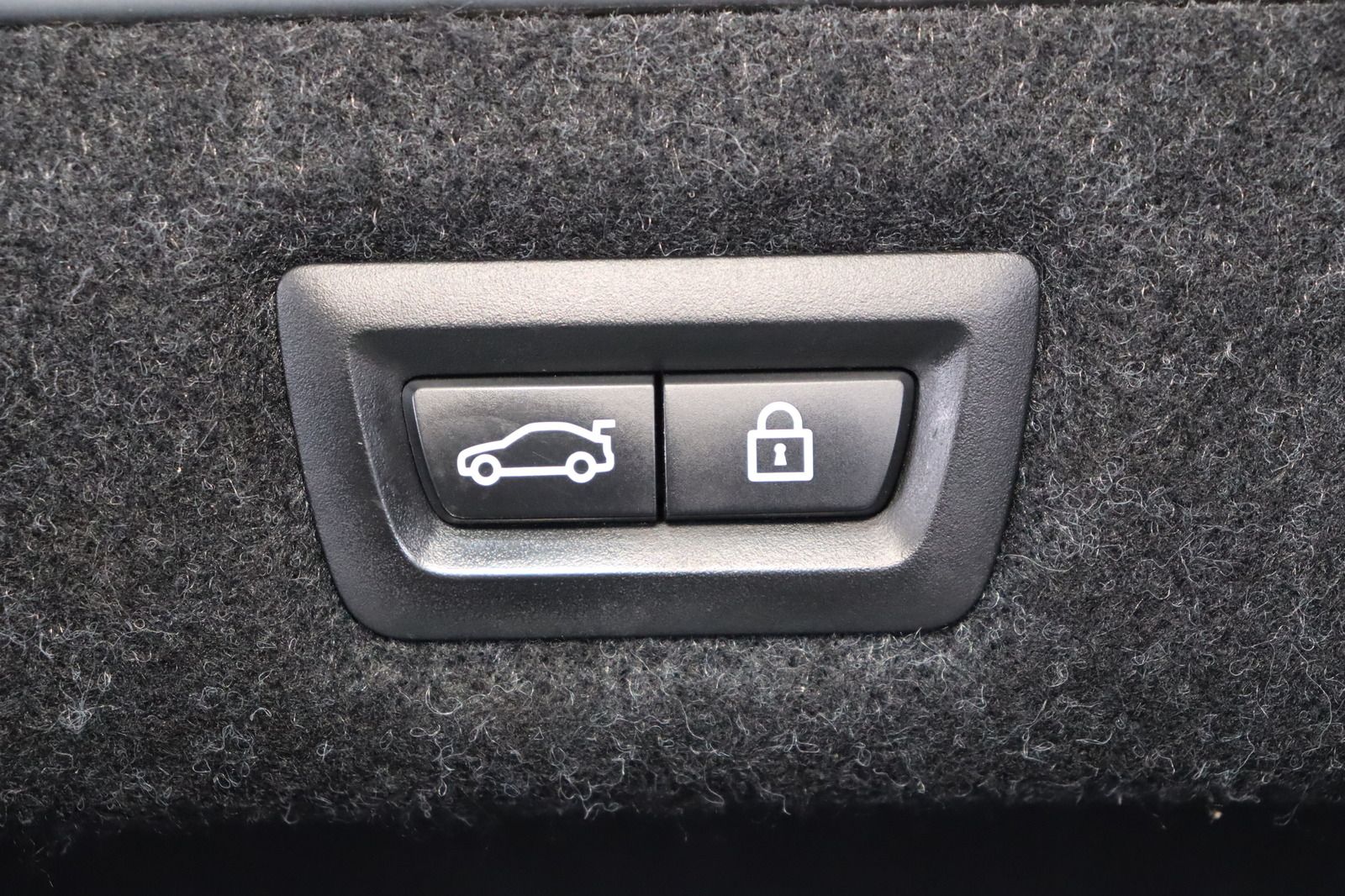 Fahrzeugabbildung BMW 540 i xDrive * HUD * Soft-Close * Night * SC * M