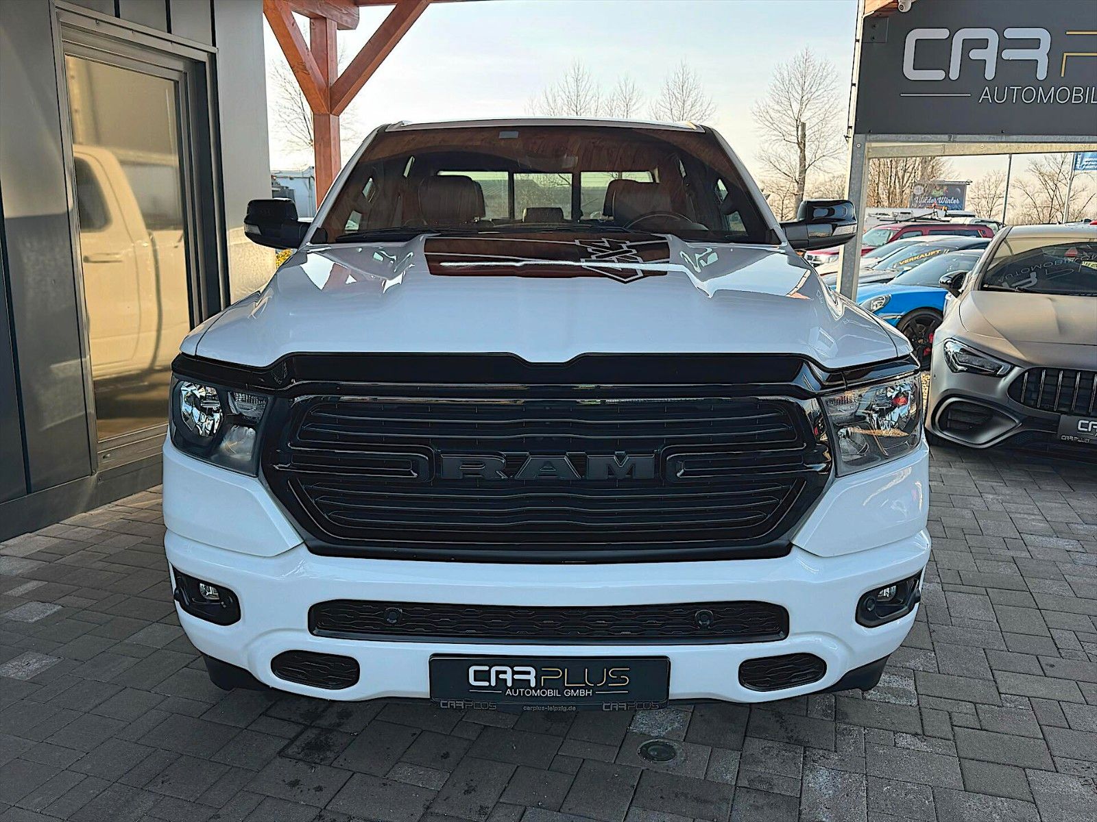 Fahrzeugabbildung Dodge RAM 5.7 V8 HEMI NightEdition Offroad 4x4 eTorque