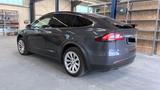 Tesla Model X Long Range - graue Tesla Model X