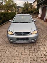 Opel Astra G Coupé 1.8 Bertone - Opel Astra aus 2000: 1.8