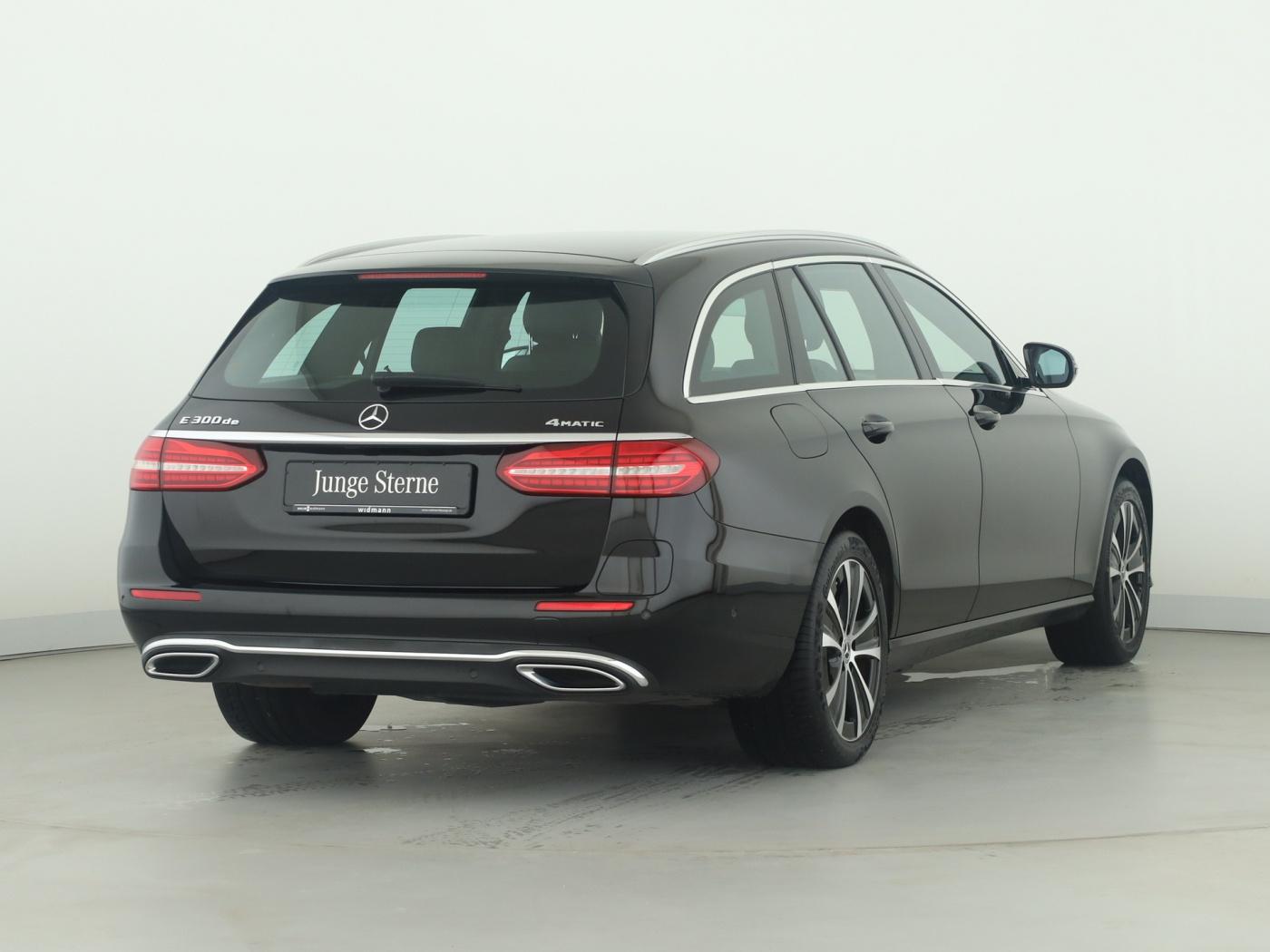 Mercedes-Benz E 300 de 4M T *Avantgarde*AHK*Memory*Distronic**