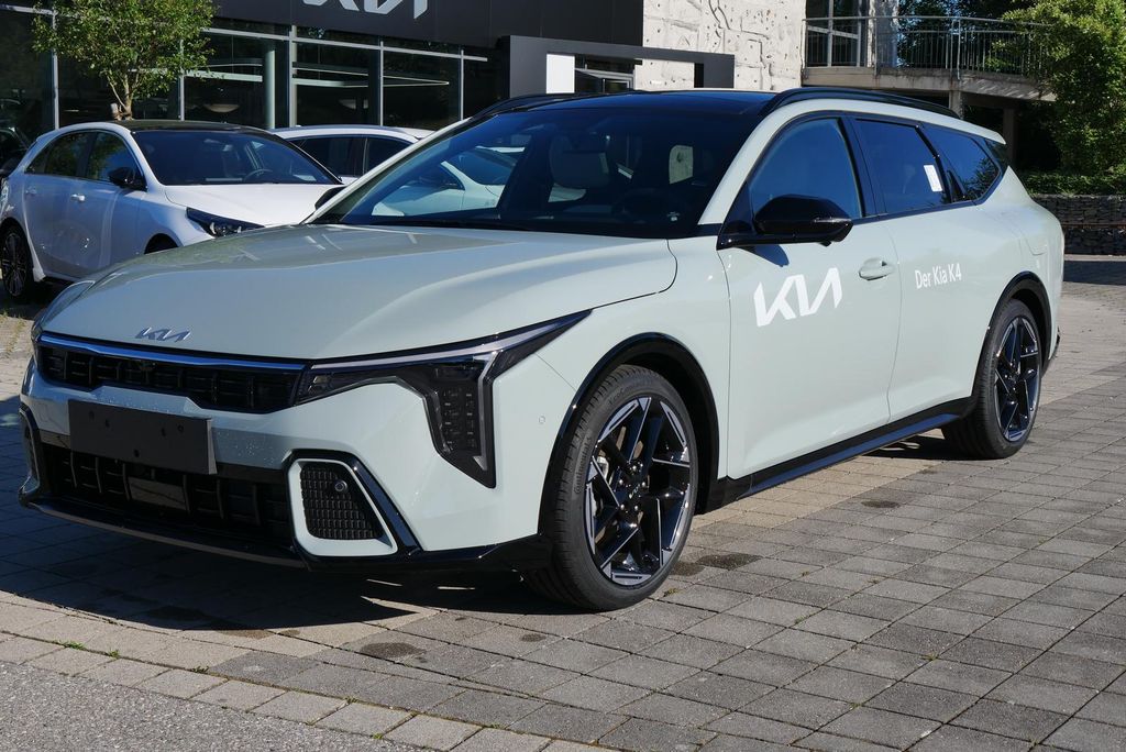 Image of Kia K4