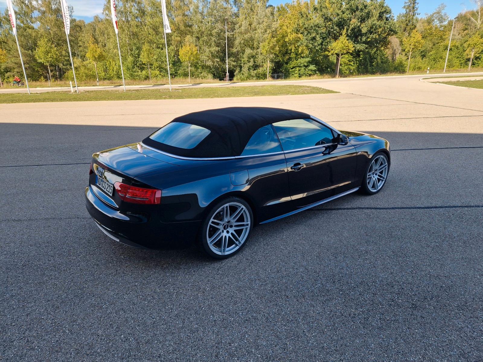 Audi A5 2.0 TDI (DPF) Cabriolet S-Line