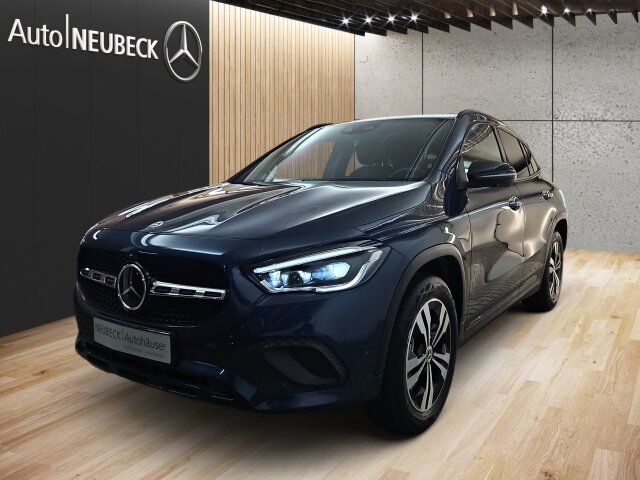 MERCEDES-BENZ GLA 250 e Progressive/Navi/Distronic/Keyless-Go