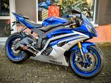 Yamaha YZF R6 RJ15 1. Hand + Akra - YAMAHA R6