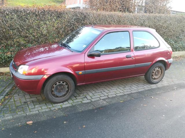 Ford fiesta mit TÜV 03.2025