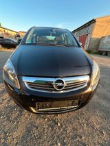 Opel Zafira 1.6 L Motor  . 7 Sitze - Opel Zafira: Motor