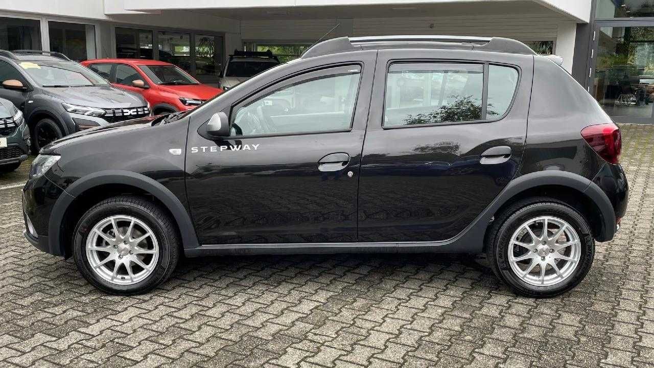 Fahrzeugabbildung Dacia Sandero Stepway Prestige TCe 90 Navi PDC RFK uvm